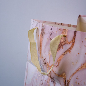 Punga pentru cadouri, Refined Elegance, Roz/Auriu, 31x30x30 cm