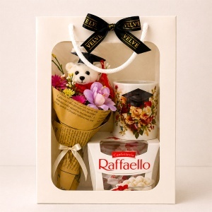 Set absolvire, cana portelan design toca 400 ml, buchet cu ursulet absolvent, Raffaello 150g si ambalaj elegant - Img 2