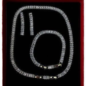 Set accesorii Magical Silver, cu cercei, colier tennis si bratara, incrustate cu pietre semipretioase, in cutie eleganta, Argintiu3