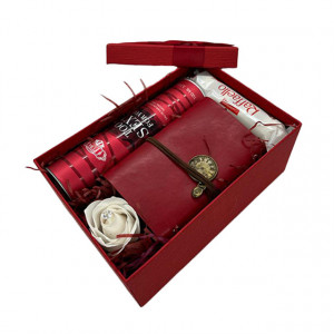Set cadou Glamour pentru femei, Parfum PcDesign, Cuba Too Sexy For You, Jurnal de calatorie, Praline Raffaello si trandafir alb din sapun, in cutie cadou, 23x16x9 cm
