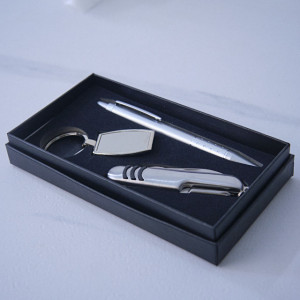 Set cadou pentru barbati, 3 piese, briceag multifunctional, pix si breloc metalic, Argintiu
