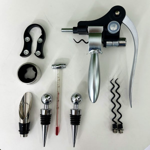 Set cadou pentru barbati VLV, cutie din piele ecologica si 9 accesorii pentru vin, Negru2