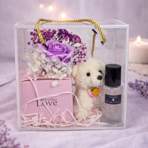 Set cu ursulet de plus crem, trandafir mov de sapun, gypsophila criogenata si Shine Body Mist 90 ml - Img 2