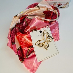 Set esarfa roz cu brosa fluture eleganta - Img 4