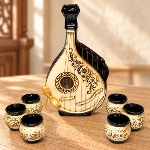 Set minibar traditional cu plosca din ceramica in forma de instrument muzical si 6 pahare de 30 ml, 35 cm - Img 2