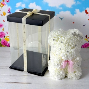 Ursulet floral cu trandafiri din spuma, 25 cm, cristale decorative aplicate manual, in cutie cadou, Alb