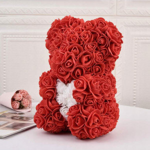 Ursulet floral rosu cu inima alba din Trandafiri 25 cm, decorat manual, cutie cadou