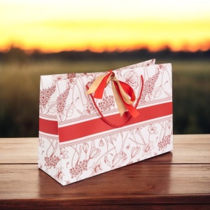 Ambalaj pentru cadouri tip punga, cu model floral, snur si panglica satinata, Rosu, 36 x 12 x 24 cm