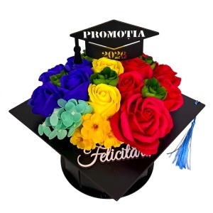 Aranjament floral absolvire 2026 , in cutie tip toca, cu flori de sapun, 20x20x23cm, Tricolor
