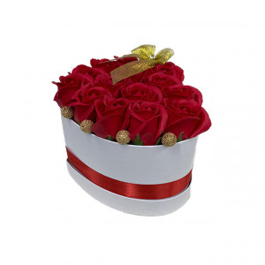 Aranjament floral Bow Heart cutie inima cu 15 trandafiri sapun 3