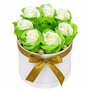 Aranjament floral Glamour Double Color cu 7 trandafiri de sapun bicolor, in cutie rotunda, 16x11 cm, Verde-Alb