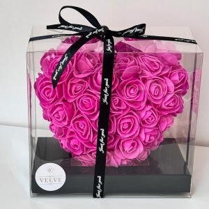 Aranjament floral tip Inima, cu trandafiri din spuma, realizat hand-made, in cutie cadou, Fucsia, 15 cm