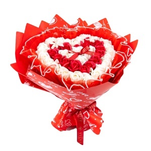 Buchet floral Amore in forma de inima cu trandafiri de sapun si tull cu perlute, inaltime 45 cm, Alb - Rosu - Img 6