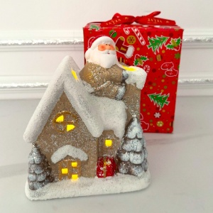 Casa de poveste a Moșului, decoratiune luminoasa de Craciun in forma de casuta acoperita de zapada, cu stelute, 17 x 15 cm, Bej-Alb - Img 3
