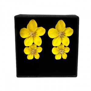 Cercei lungi Sublime Petunia, cu design floral, realistic, in cutie eleganta, Galben - Img 6