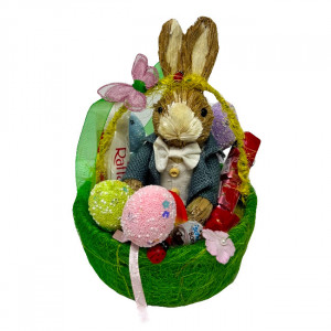 Cos Easter, decoratiune iepure, 4 oua decorative, Kinder Joy 20gr, praline Raffaello 40gr, praline Mon Cheri 52.5gr, 3 Kinder Schoko Bons 18gr ,in cos cadou