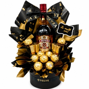 Cosulet cadou Delice pentru barbati, cu pancarta „La Multi Ani!”, Chivas Regal 12 YO 500 ml, 9 praline Ferrero Rocher si 12 ciocolatele Merci