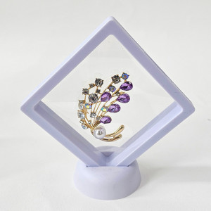 Martisor brosa Pearl Bouquet, cu cristale si perle artizanale, in suport elegant, Mov 3