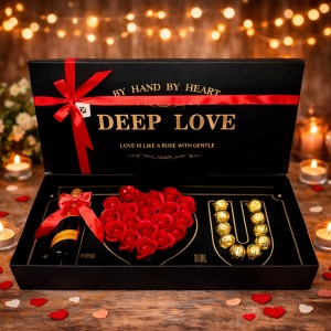 Pachet cadou I Love you, cu 19 trandafiri de sapun, Proseco Mionetto Orange 200ml si 10 praline Ferrero Rocher, Negru-Rosu - Img 2
