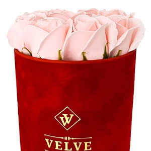 Pachet cadou Velvet, cu 9 trandafiri de sapun, in cutie rosie de catifea, Roz pal, suport bijuterii in forma de silueta si pantof 3