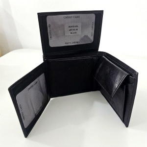 Portofel barbati Onyx Black, din piele naturala , compartimentat, Negru lucios, 12x10 cm - Img 3