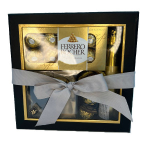 Set cadou dama, Cutie eleganta cu Parfum Chic'n Glam Elixir 100ml, Bottega Gold de 200ml,10 praline Ferrero Rocher si un trandafir din sapun gold cu sclipici