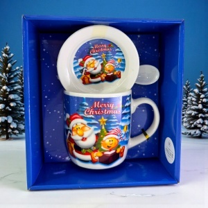 Set cana ceramica, farfurie si lingurita, Merry Christmas Santa's helper, ambalata in cutie cu fereastra, 200ml - Img 2