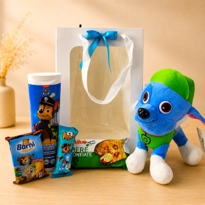 Set complet pentru baieti Chase Paw Patrol, jucarie de plus, gel de dus 2in1, selectie de dulciuri, in ambalaj premium cu funda - Img 2
