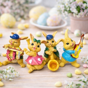 Set figurine iepurasi muzicieni, Orchestra de iepurasi, decor amuzant cu instrumente, in cutie cadou