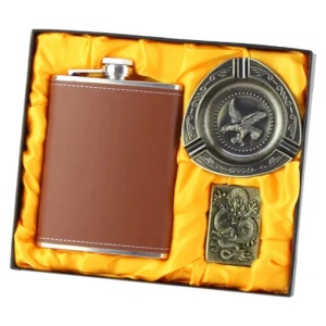 Set pentru barbati Travel Kit, cutie cadou cu plosca, scrumiera si bricheta din metal, Vintage bronz