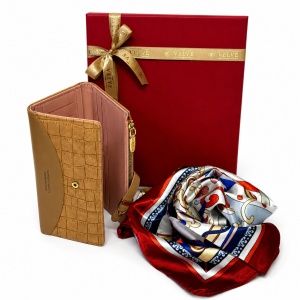Set premium dama Amber Edition, cu portofel din piele eco textura crocodil bej si esarfa satinata imperiala, in cutie eleganta - Img 2