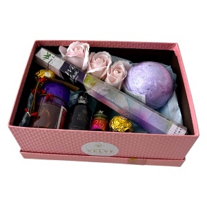 Set Relax Time, cu gel de dus, praline, bomba de baie, lumanare, ulei si betisoare parfumate - Img 3