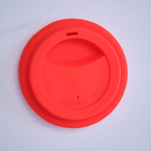 Termos din ceramica cu desene de Craciun, cu capac de silicon in ambalaj cadou, 9x14cm, Rosu/Alb