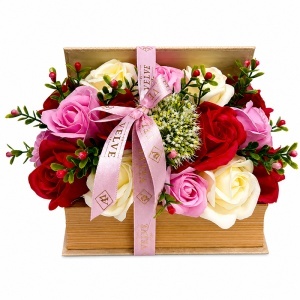 Aranjament floral cu trandafiri de sapun si plante decorative, in cutie tip carte, Rosu-Roz-Crem - Img 3