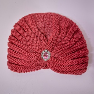 Caciula dama tip turban elegant, cu brosa, Roz