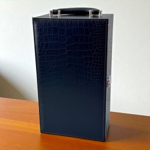 Caseta eleganta din piele eco cu maner, pentru doua sticle si patru accesorii vin, Negru - Img 6