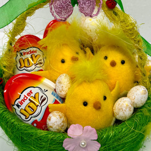 Cosulet HappyEaster, cu Kinder Joy si trei puisori - Img 6
