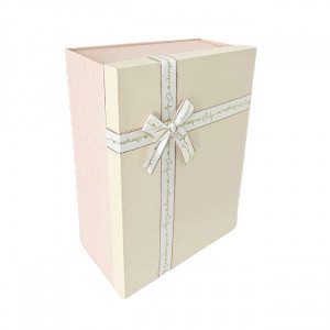 Cutie pentru cadouri, roz pal, cu imprimeu subtil - 33 x 24.5 x 12 - Img 2