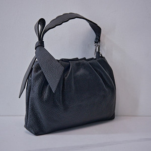 Geanta dama, UrbanElegance, din piele naturala cu fundita decorativa si detalii hobo, Negru