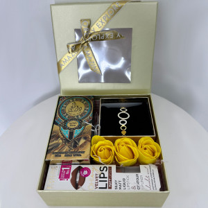 Pachet cadou pentru femei, cu Parfum arabesc Dar Al Hae New 50ml, Bratara Pagasae, Kit Lips Eveline si 3 trandafiri de sapun - Img 5