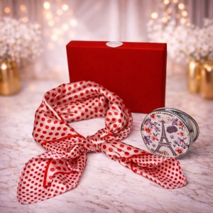 Pachet Elegance pentru femei, cu esarfa eleganta si oglinda, in cutie cadou, Rosu buline
