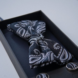 Set 3 piese Mistery, pentru barbati, papion, butoni si batista din stofa, negru cu imprimeu alb , MS109