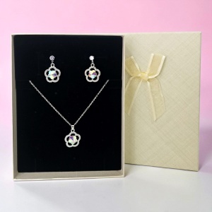 Set bijuterii dama Feeling Flower din inox cu colier si cercei, pandantiv floare cu cristale, in cutie eleganta - Img 4