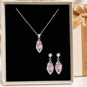 Set bijuterii Feeling Drop, colier cu pandantiv si cercei alungiti cu cristale roz, in cutie cadou, Argintiu - Img 3