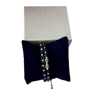 Set Black Steel pentru barbati, doua bratari cu detalii din inox si pietre hematit cu cristale negre, ambalate in cutie cu pernuta, Negru/Gold