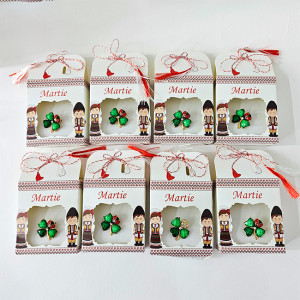 Set cu opt martisoare, Spring PIN, trifoi, buburuza si cristal artizanal cu motive traditionale 4