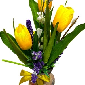 Set elegant Golden Tulips cu aranjament floral in vaza, vin rose si praline Heidi - Img 6