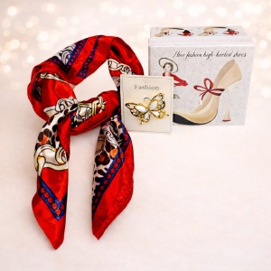 Set esarfa rosie cu brosa fluture eleganta