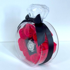 Set floral My Only Rose, ambalaj decorativ tip sticla parfum, Trandafiri de sapun si ceas de dama cu cristale, in cutie eleganta cu mesaj detaliu lateral