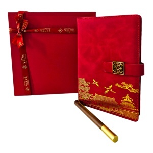 Set Oriental Notebook, cu agenda si pix, in cutie eleganta, Rosu
